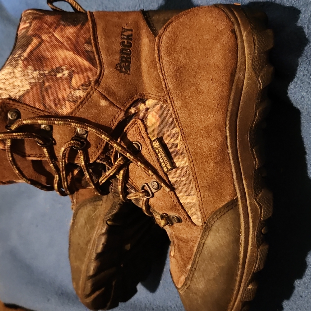 Rocky boots